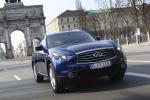 Infiniti FX30d GT Premium 2012 года